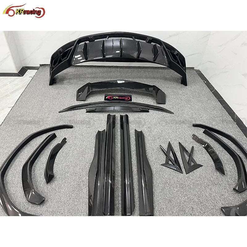 Carbon Fiber Soft Body Kit With Exhaust Tips For Lambo URUS SUV 2018-2019 - Worldwide Exotic Styles